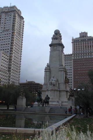 Madrid, Plaza de España - Monument à Cervantes